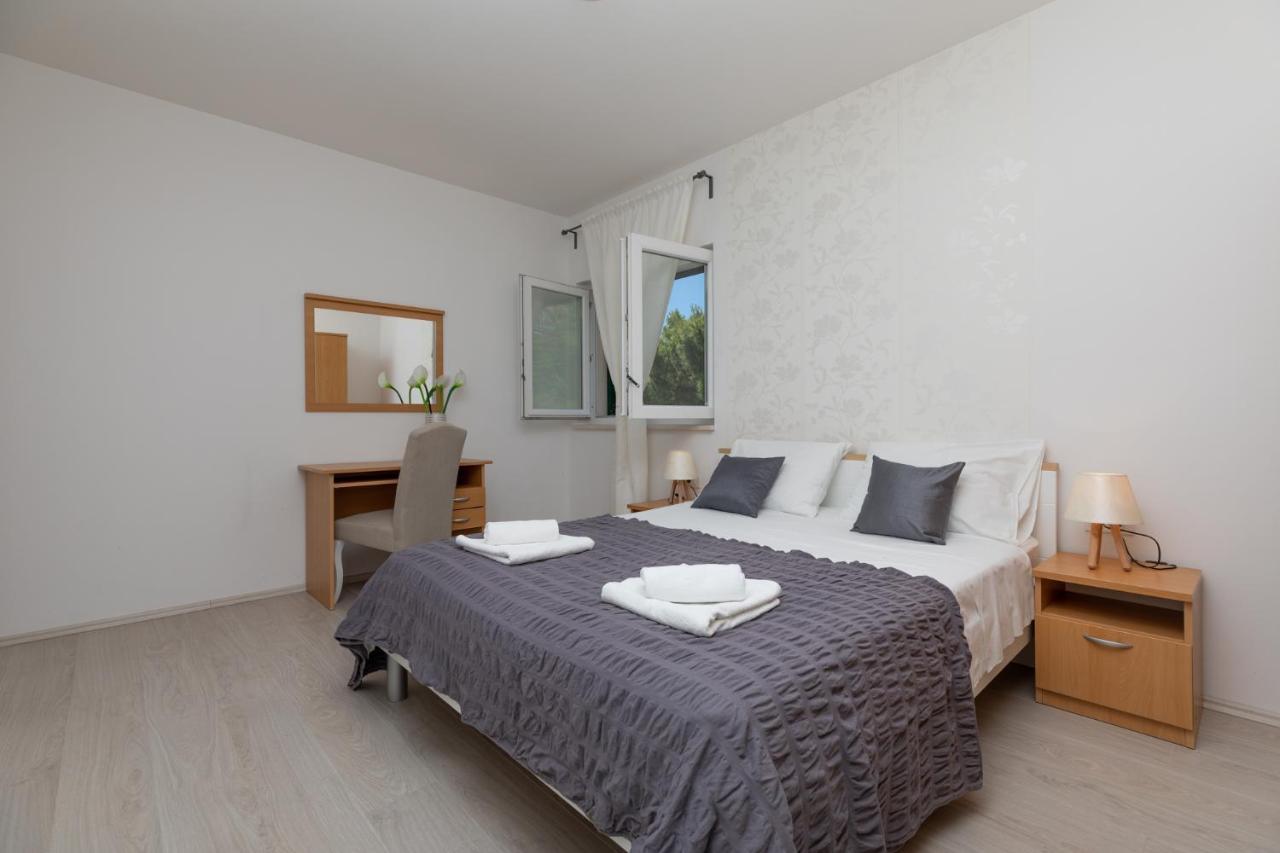 Apartments Villa Carica B&B Mimice Kültér fotó