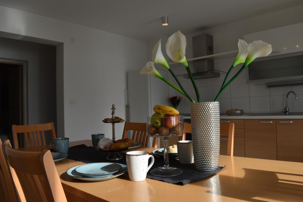 Apartments Villa Carica B&B Mimice Kültér fotó